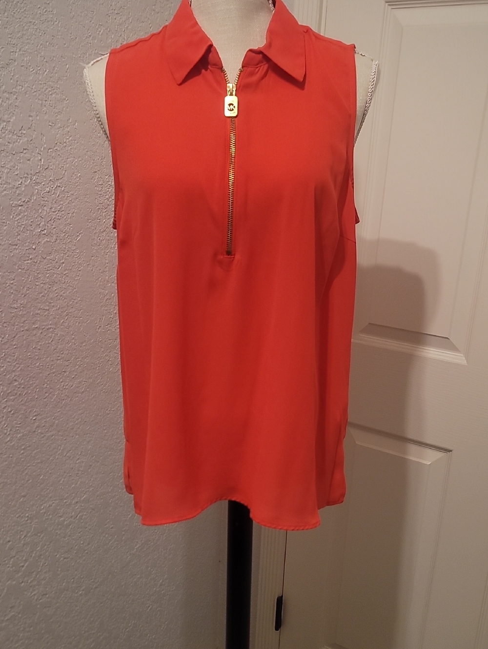 Michael Kors Coral Sleeveless Zip-Front Collared Camisole-Dark Coral